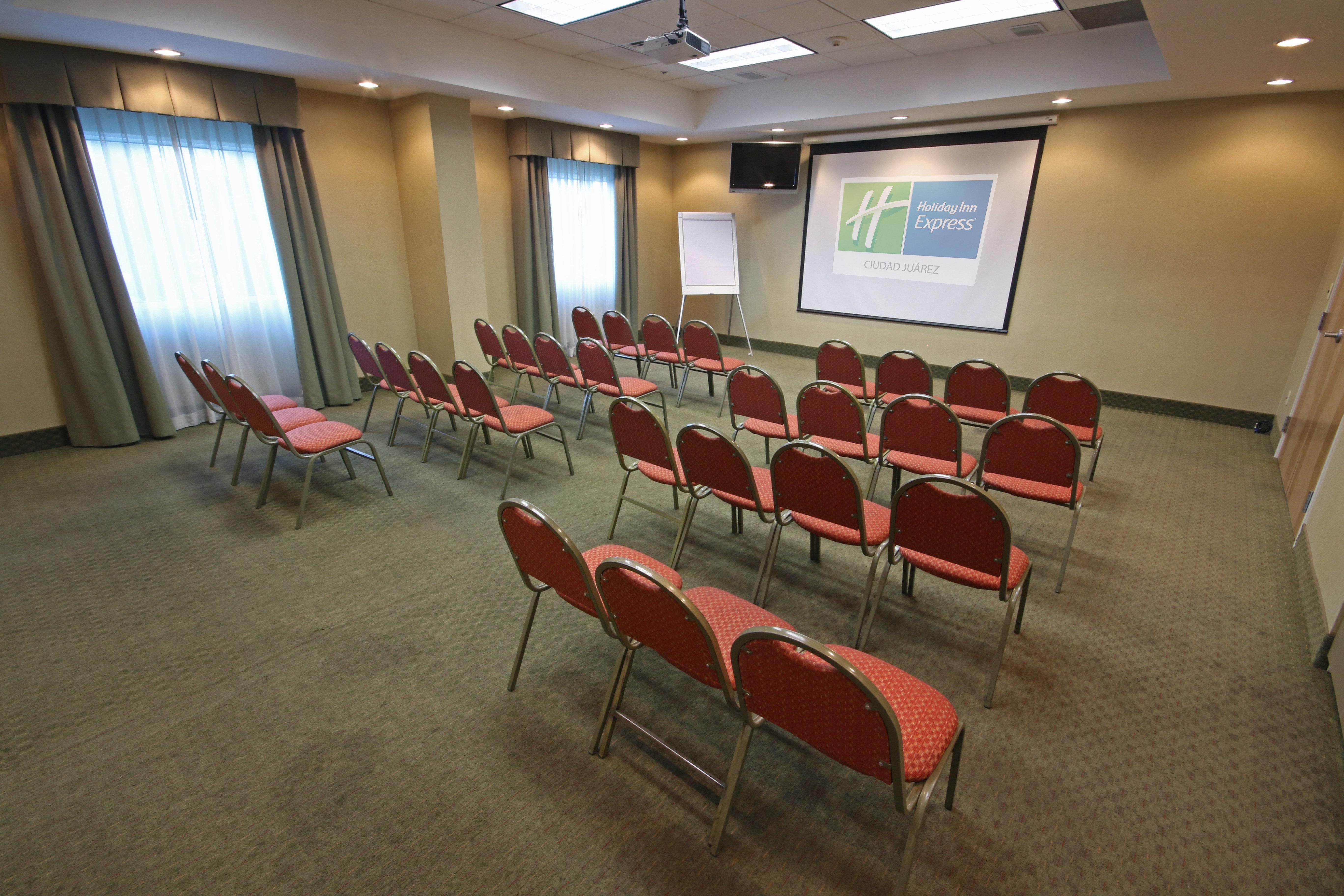 Holiday Inn Express Hotel & Suites Cd. Juarez - Las Misiones By Ihg Exterior foto